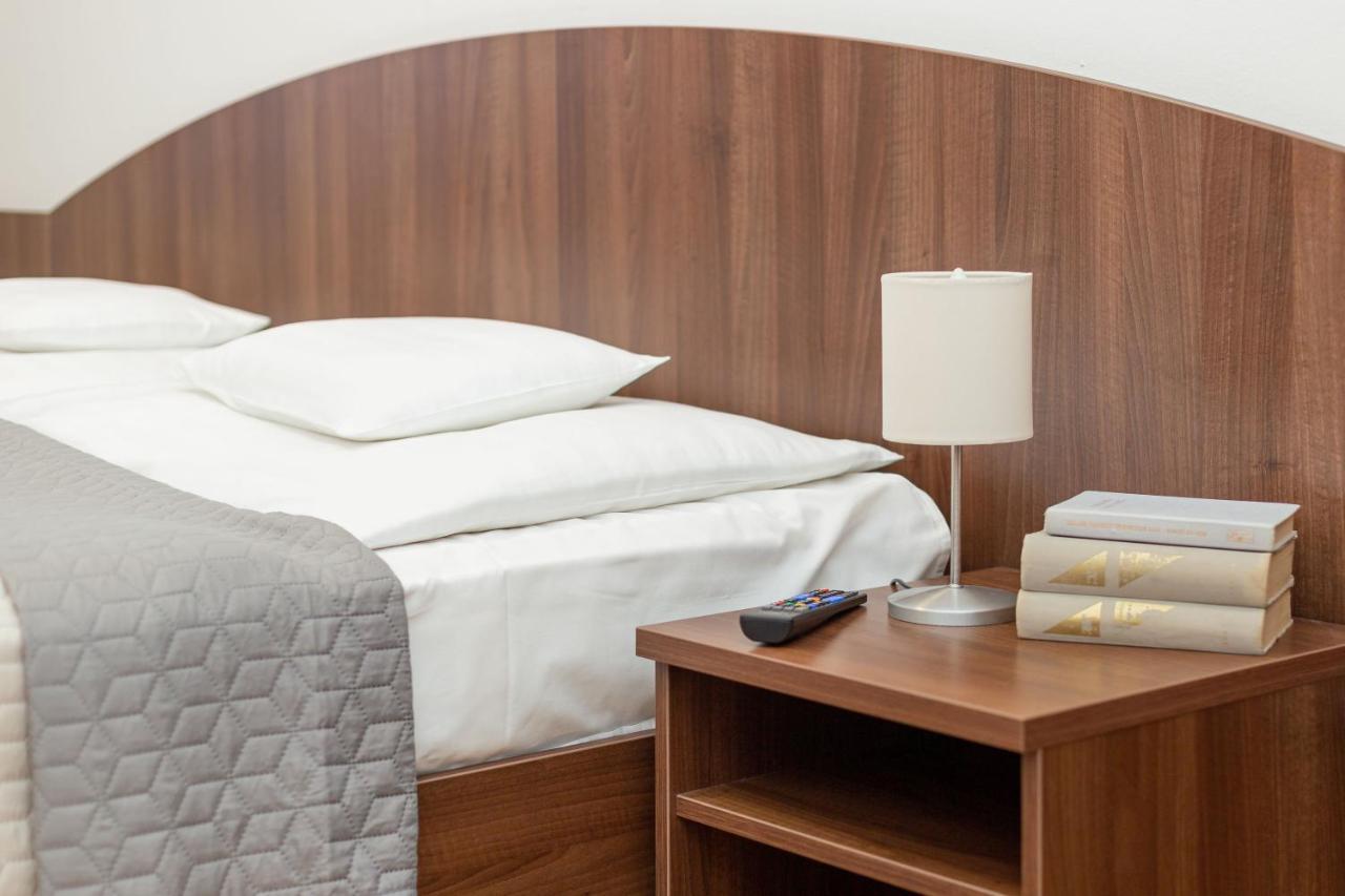 Tercia Hubertus Panzio Bed & Breakfast Sopron Dış mekan fotoğraf