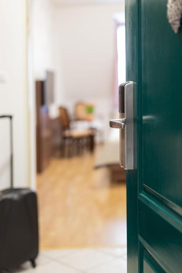 Tercia Hubertus Panzio Bed & Breakfast Sopron Dış mekan fotoğraf
